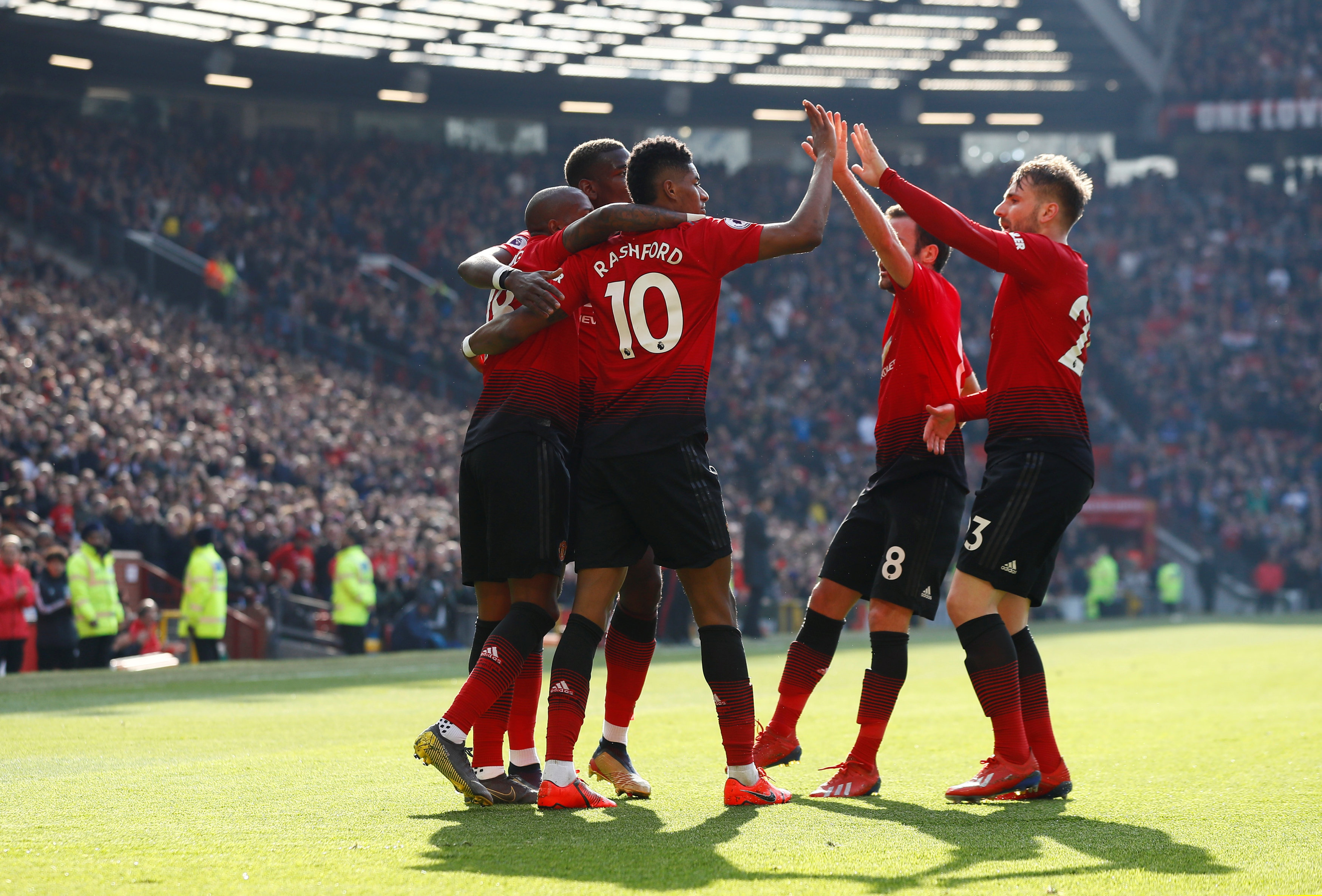 这位法国边 这位法国边